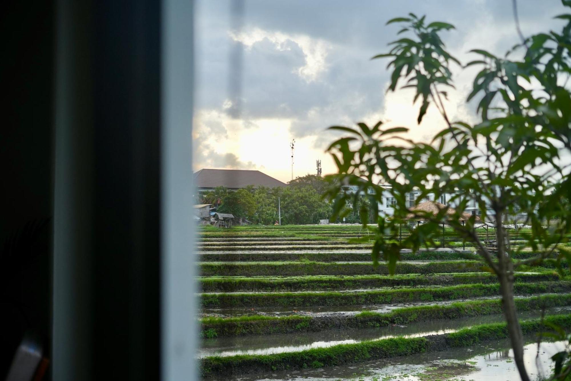 Villa In Seminyak Villa Mitra Dua Ricefield View Relax Kerobokan  Bagian luar foto